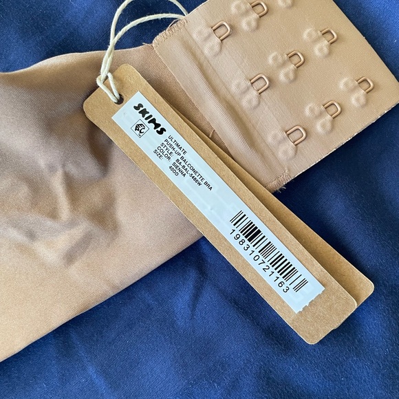 Skims “Sienna” balconette bra - Picture 4 of 6